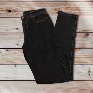EUC: Emilio Iglesias Jeans‎